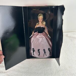 VTG NOS 2000 Timeless Silhouette Barbie Doll by Mattel